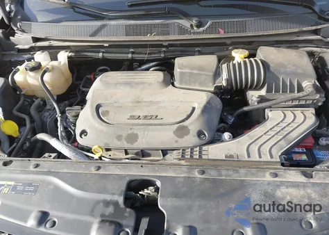 2019 Chrysler Pacifica Touring L z USA, uszkodzony, nr VIN 2C4RC1BG7KR732553